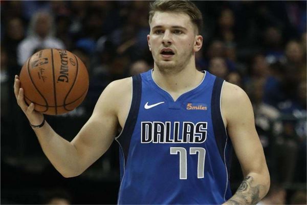 德州扑克为什么越玩越稳（为何玩德州扑克越久越稳健）