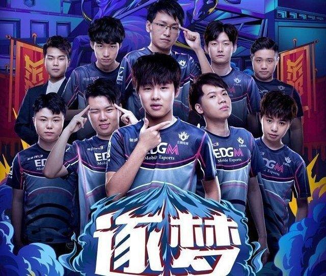在赛季初